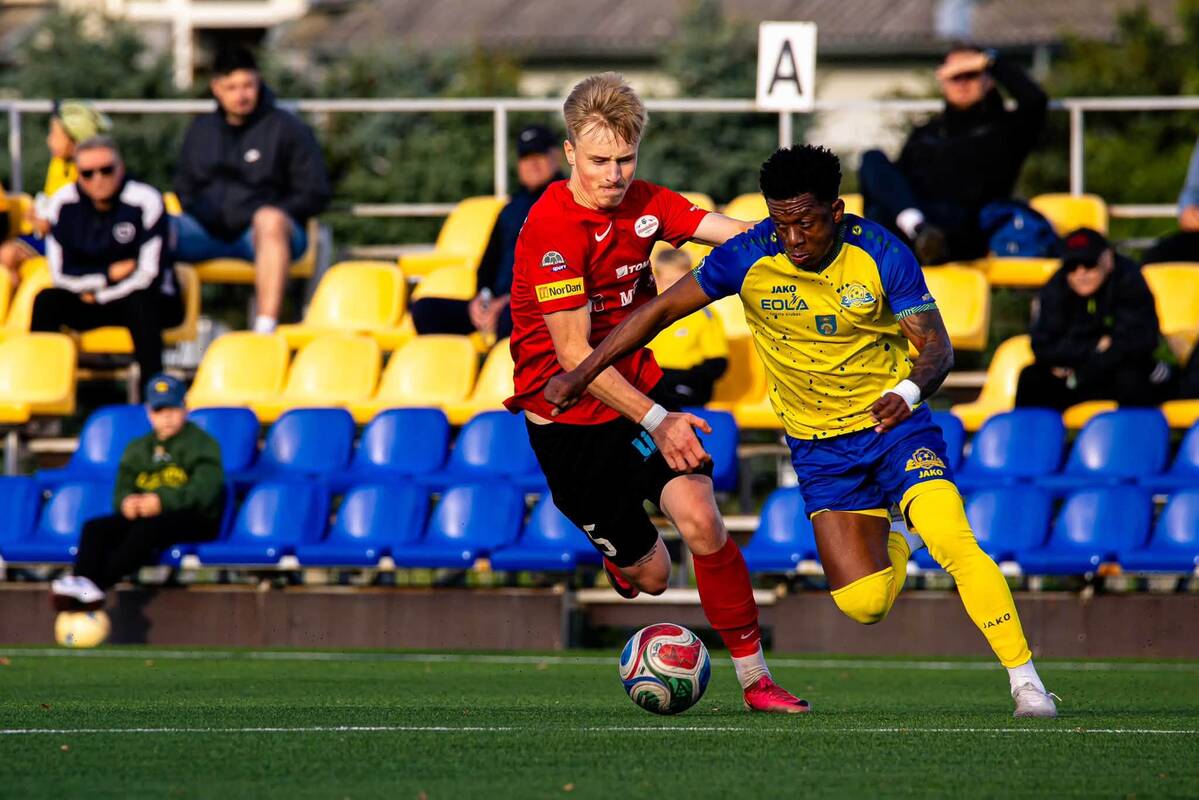 
<span>Futbolo pirmenybėse vilniečiai sunkiai sustabdomi </span>
