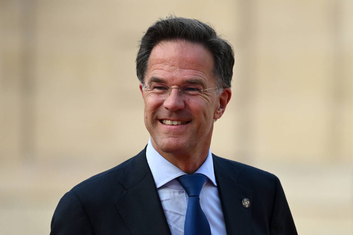 
<span>Berlynui kaltinant Maskvą išpuoliu, Markas Rutte sako, kad NATO ginsis nuo bet kokios grėsmės</span>
