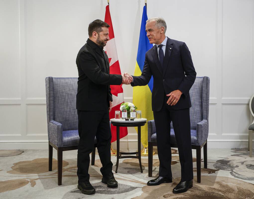 
<span>Volodymyro Zelenskio vizito metu Kanada ir Ukraina įsipareigojo sudaryti „šimto metų partnerystę“ </span>
