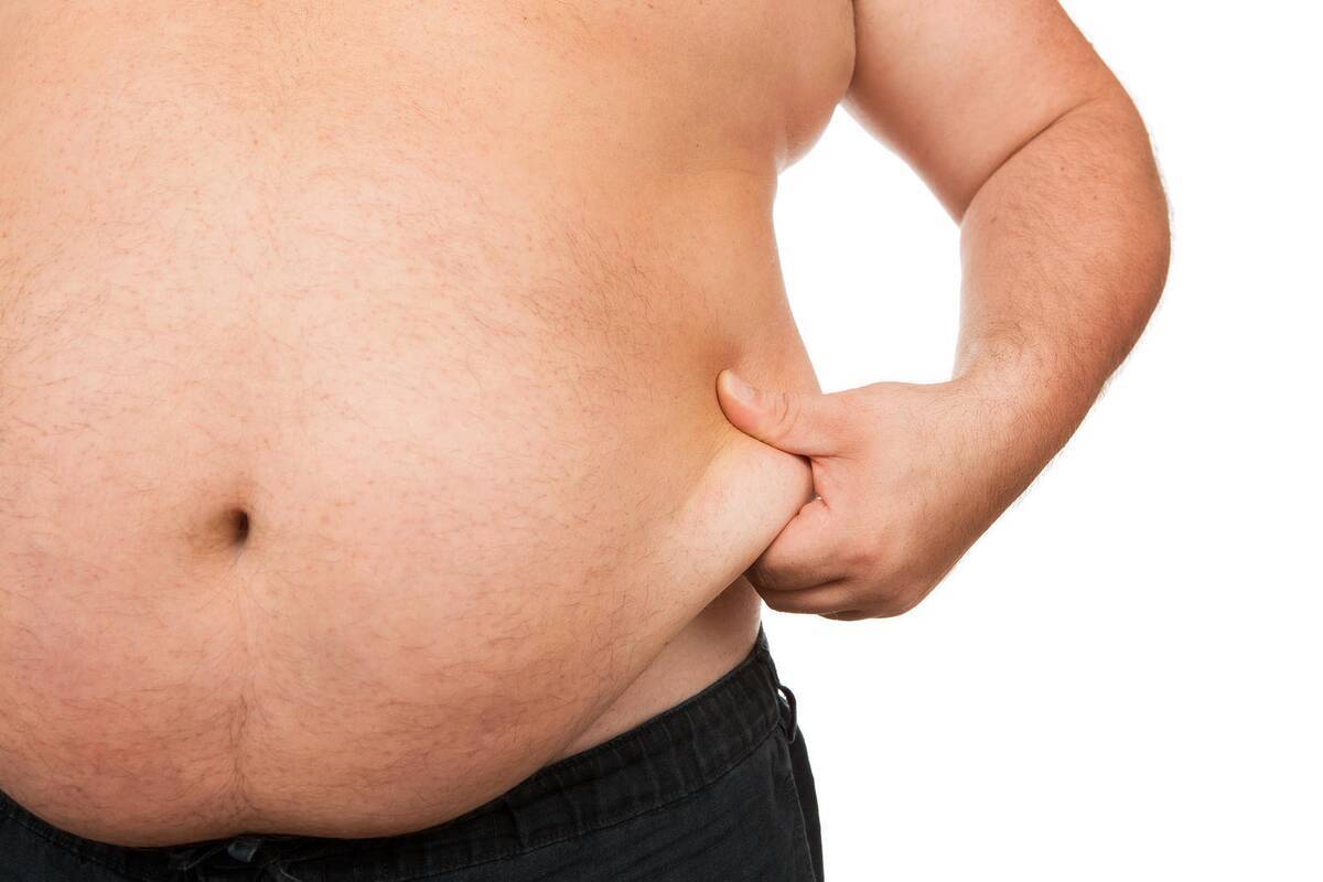 
<span>254 kilogramus svėręs vyras numetė pusę savo svorio be injekcijų ir operacijų</span>
