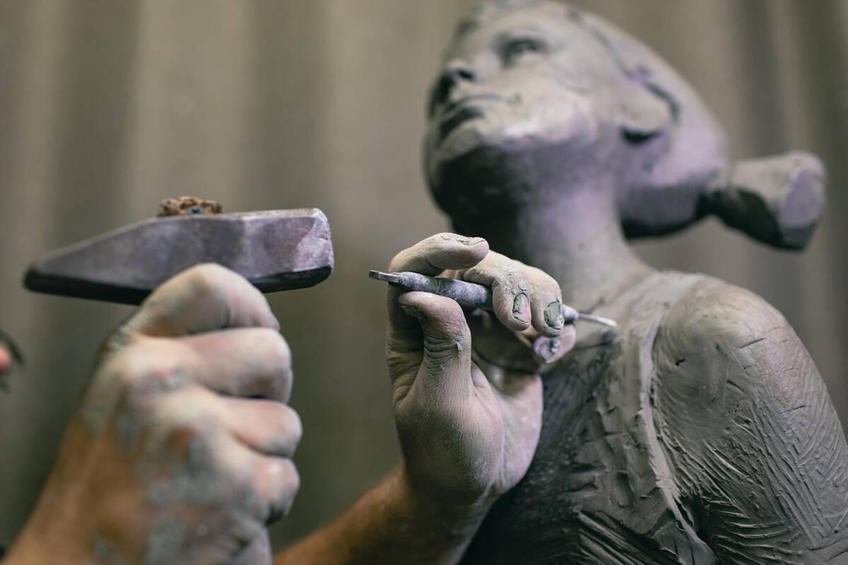 
<span>Pristatoma knyga „Skulptorius Juozas Lebednykas“: nuo paminklų iki mažosios plastikos</span>
