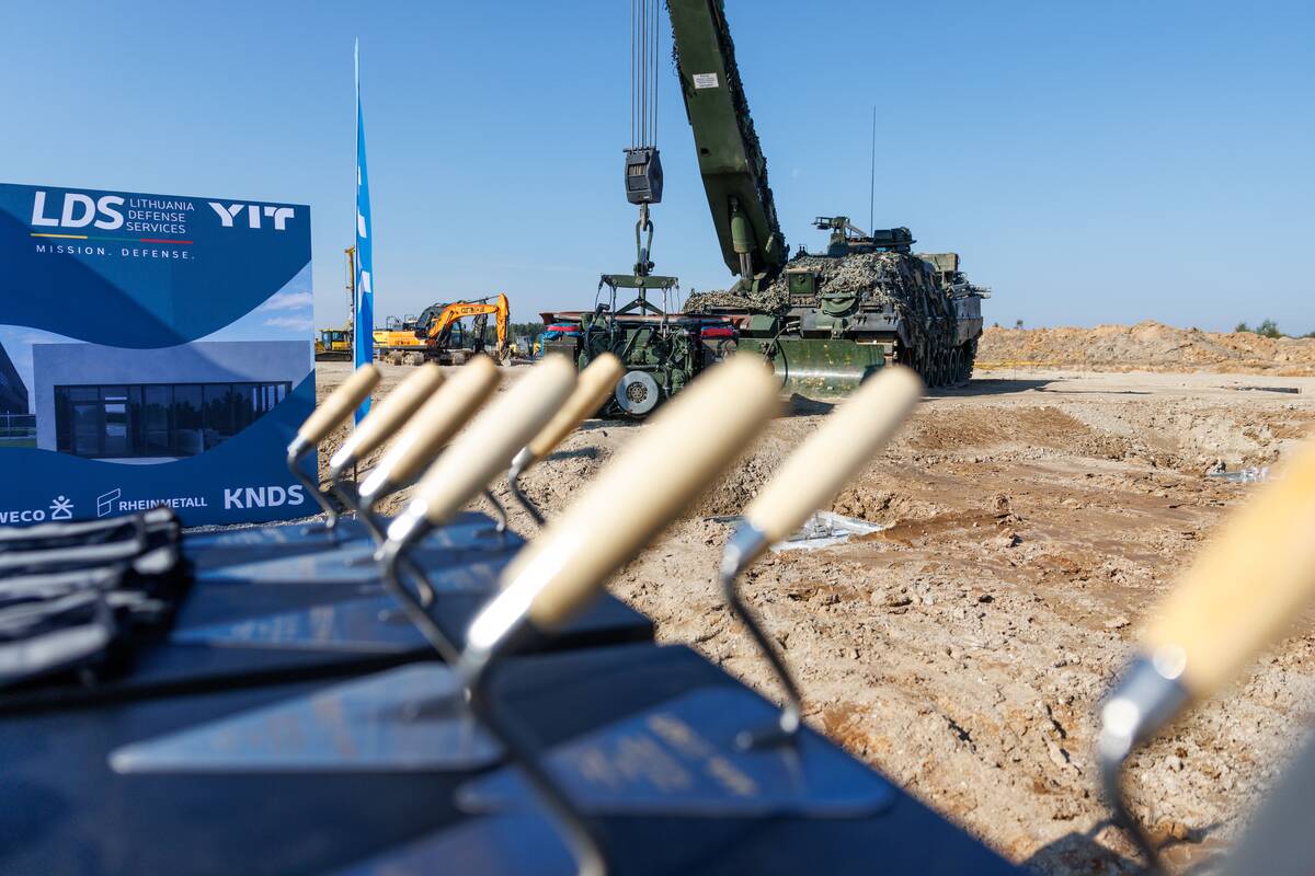 „Leopard 2A8“ gamyklos statybų pradžia