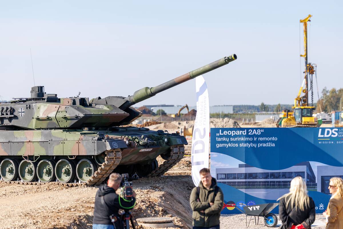 „Leopard 2A8“ gamyklos statybų pradžia