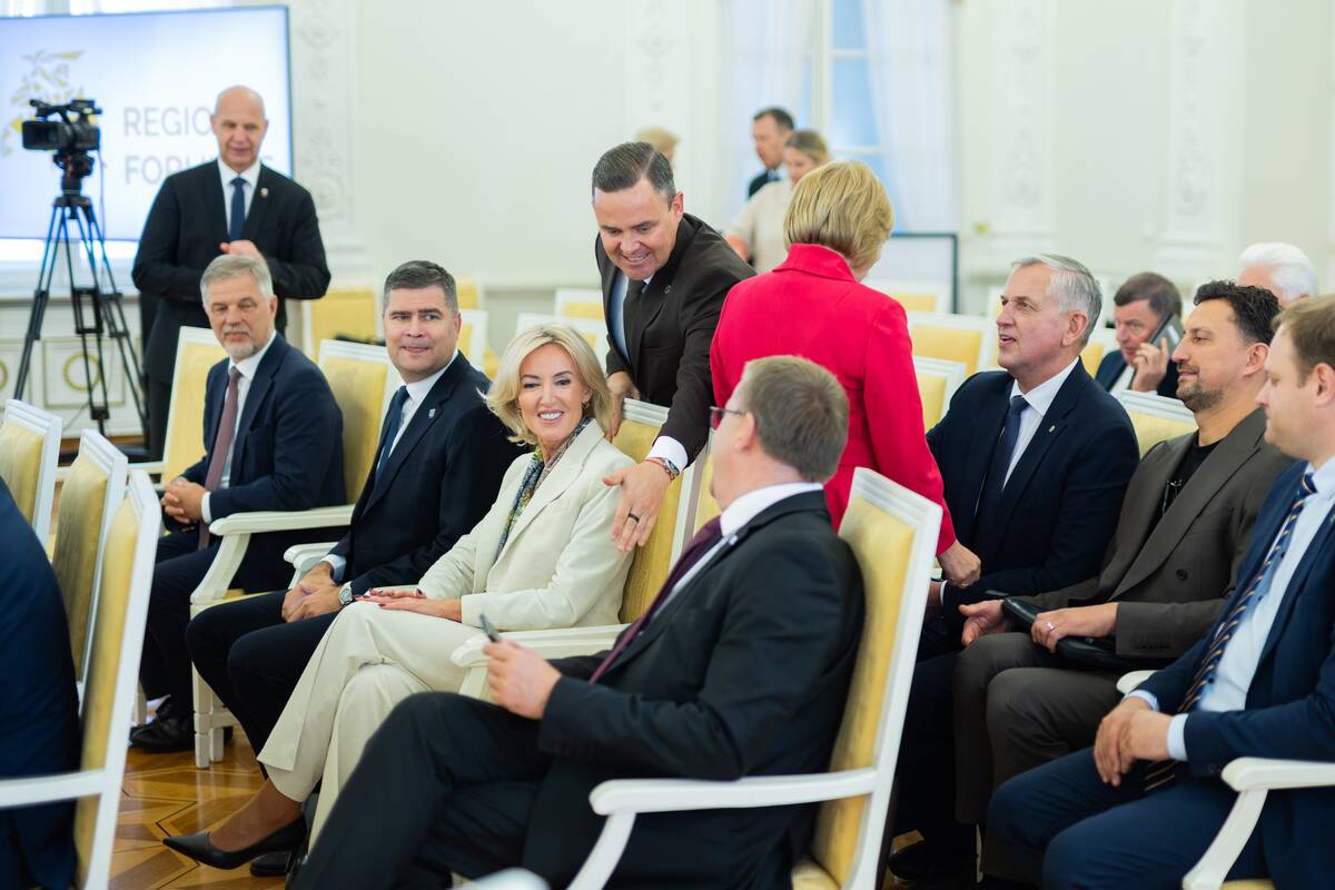 Prezidento rūmuose – aštuntasis Regionų forumas