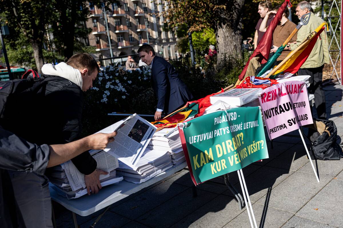 Protestai Vilniuje prieš masinę imigraciją ir rasizmą