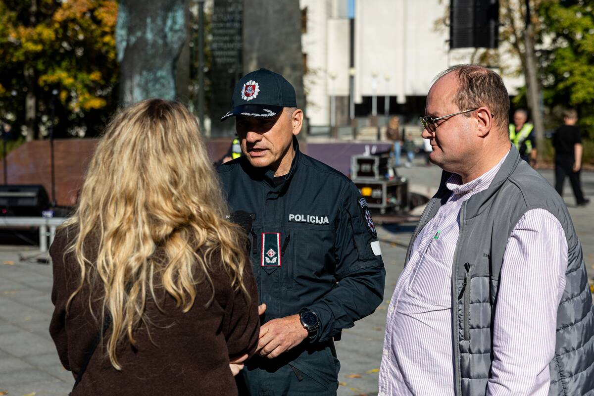 Protestai Vilniuje prieš masinę imigraciją ir rasizmą