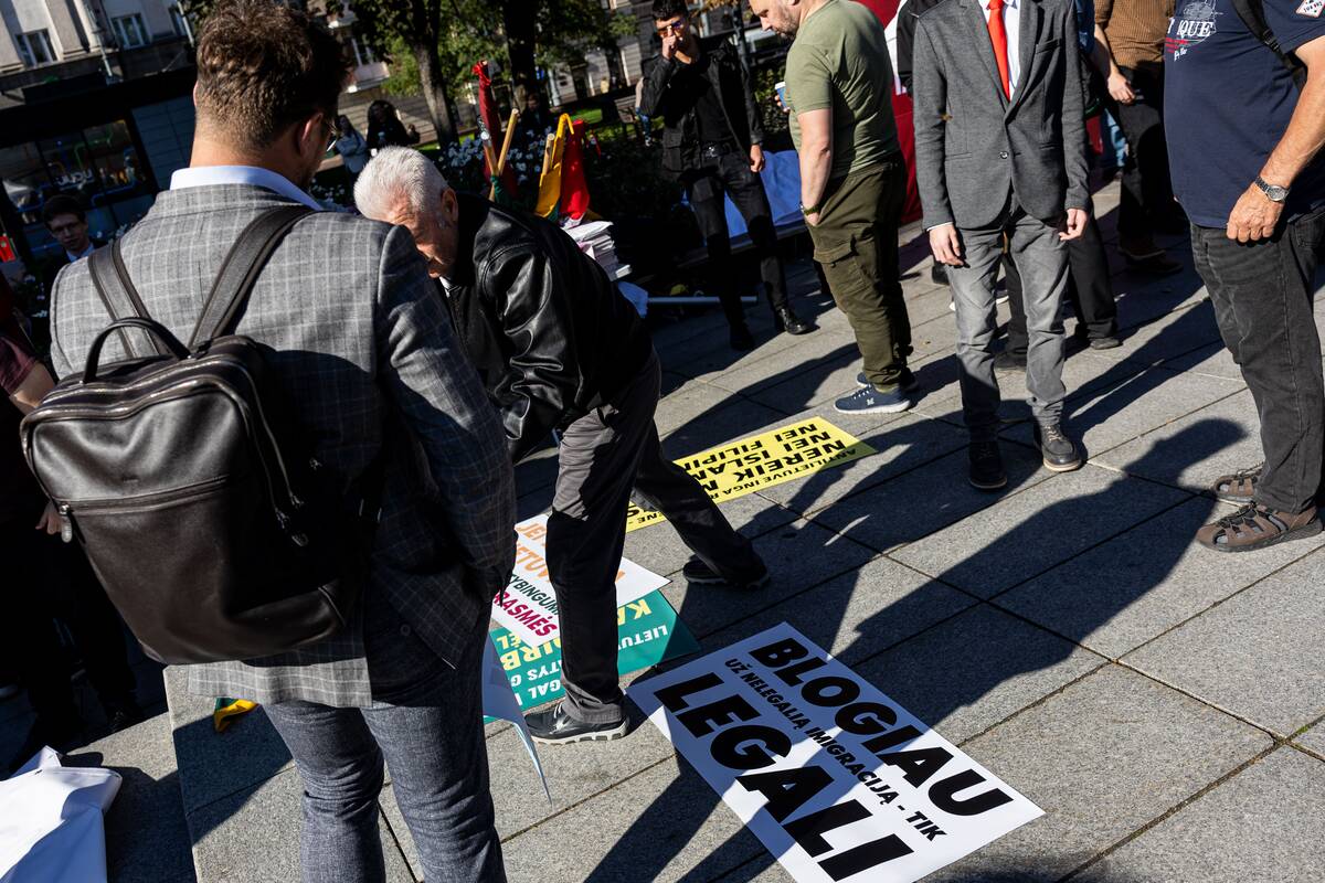 Protestai Vilniuje prieš masinę imigraciją ir rasizmą