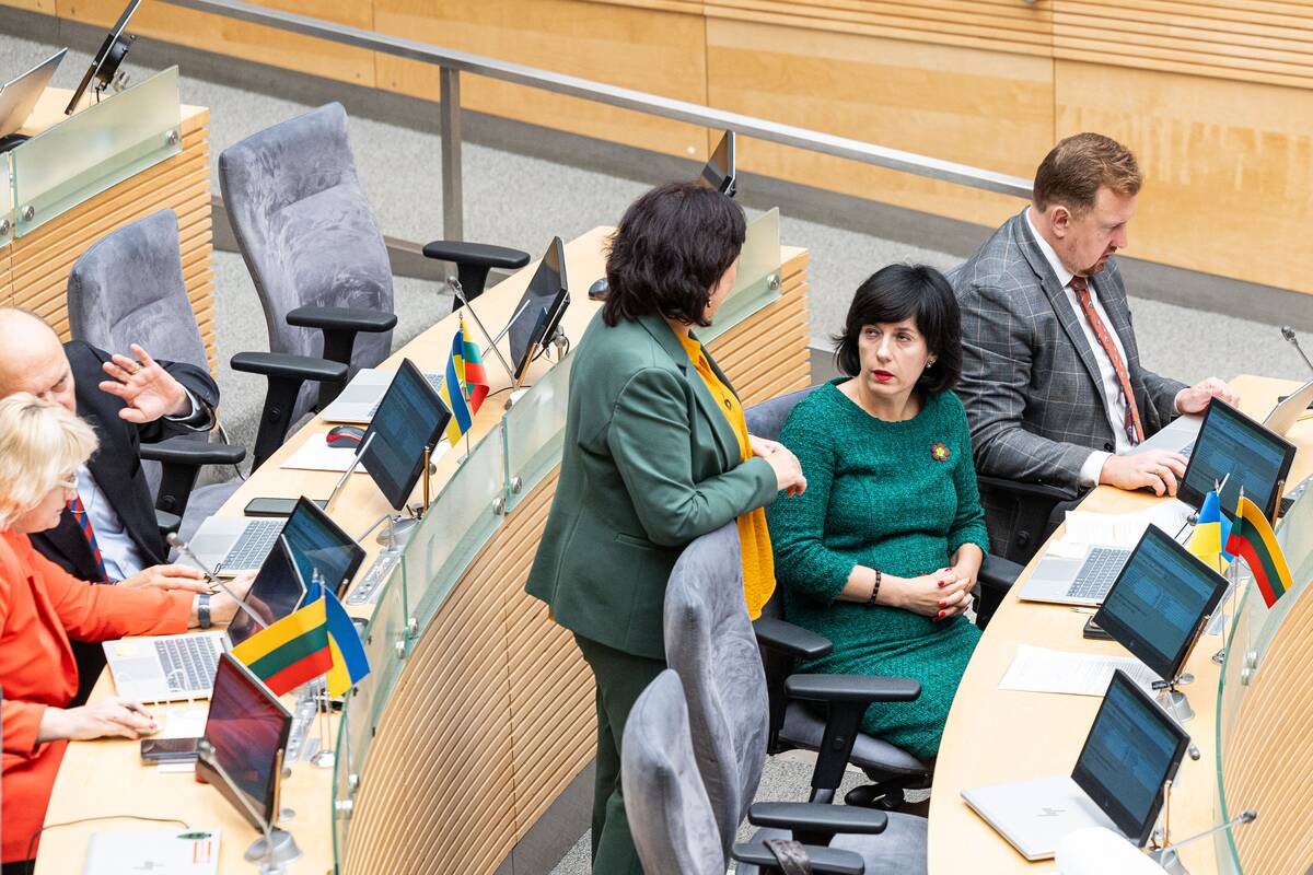 Seimas palaikė branduolinių ginklų draudimo išbraukimą iš Konstitucijos