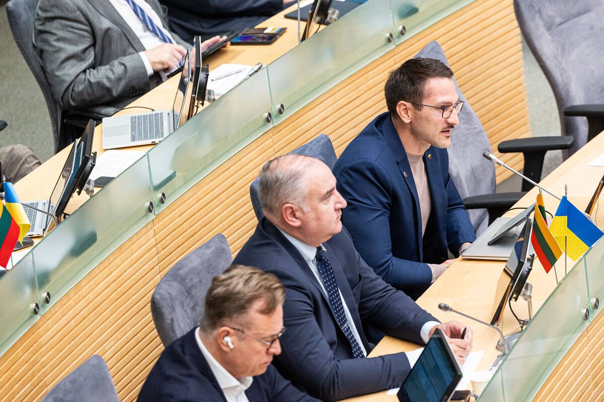 Seimas palaikė branduolinių ginklų draudimo išbraukimą iš Konstitucijos