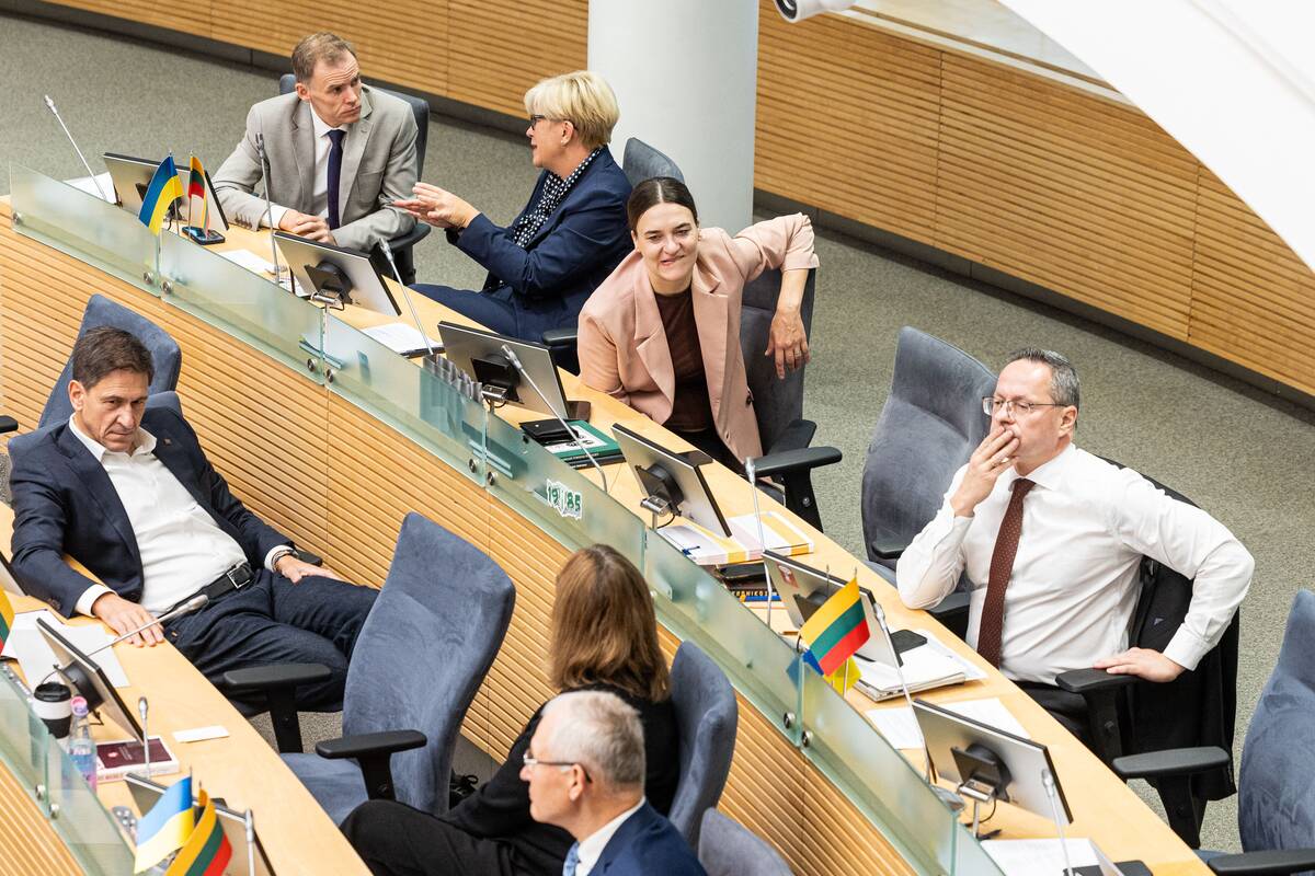 Seimas palaikė branduolinių ginklų draudimo išbraukimą iš Konstitucijos