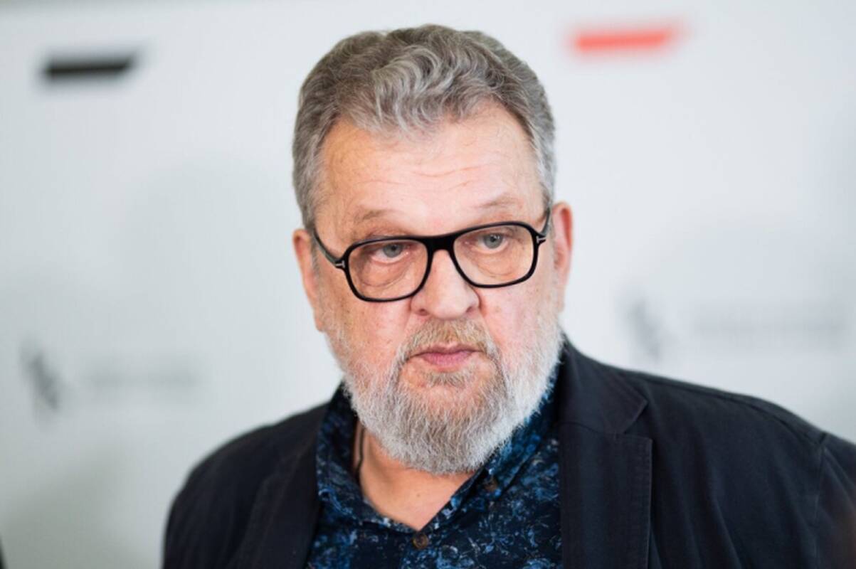 
<span>Teismas: Miltinio teatro vadovas peržengė įprastos kritikos ribas, VDI sprendimas naikinamas</span>
