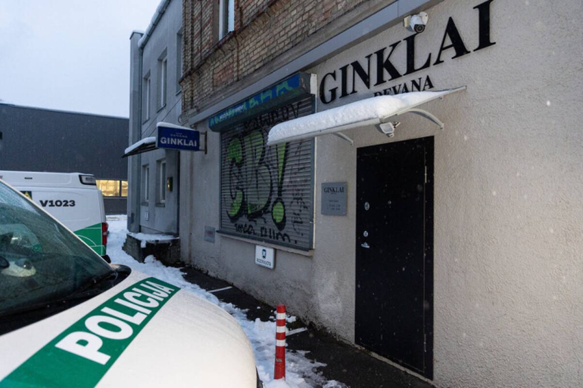 
<span>Klaipėdoje tvarkydama mirusio vyro butą moteris rado ginklų ir granatą </span>
