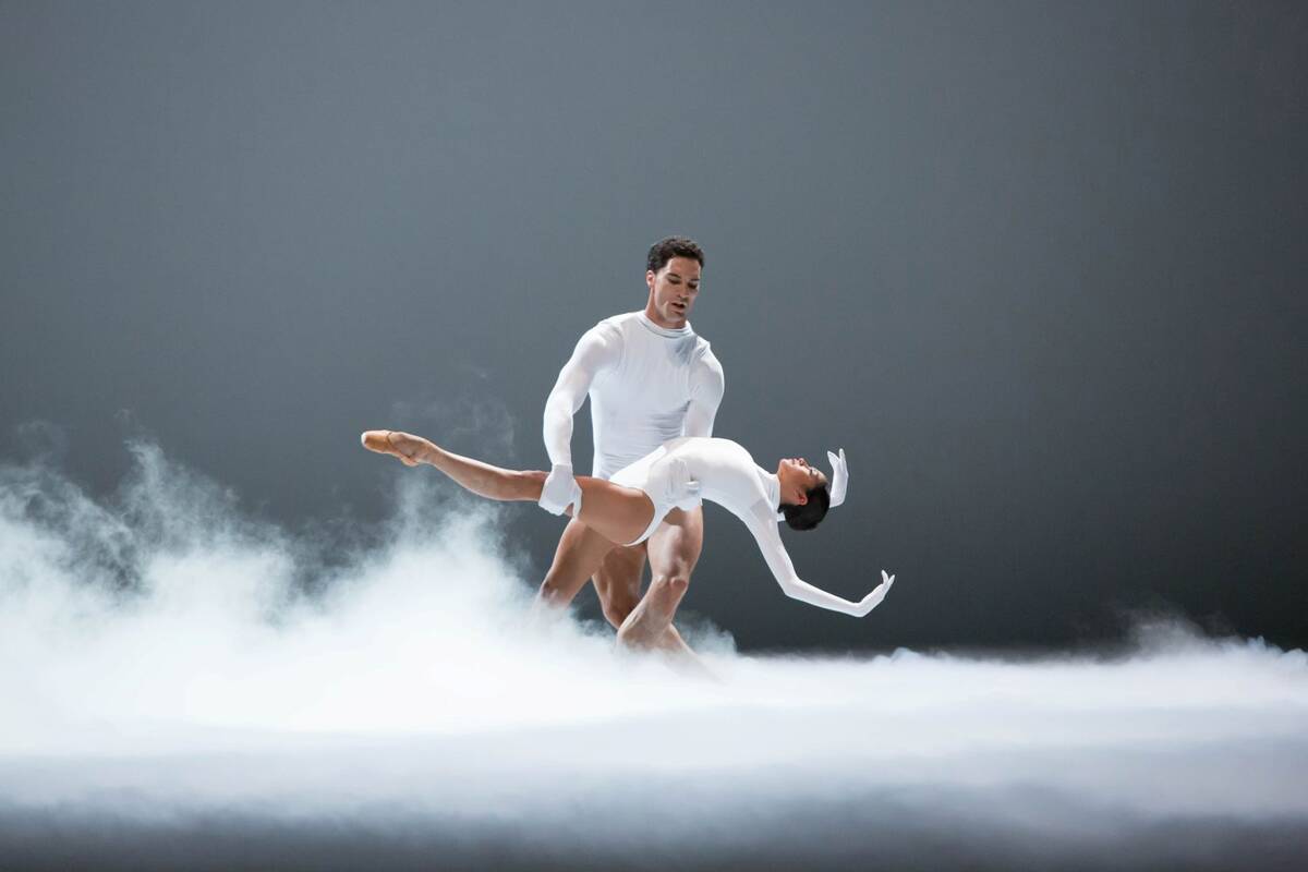Annabelle Lopez Ochoa spektaklis „Mammatus“. Čikagos „Joffrey Ballet“ trupė.