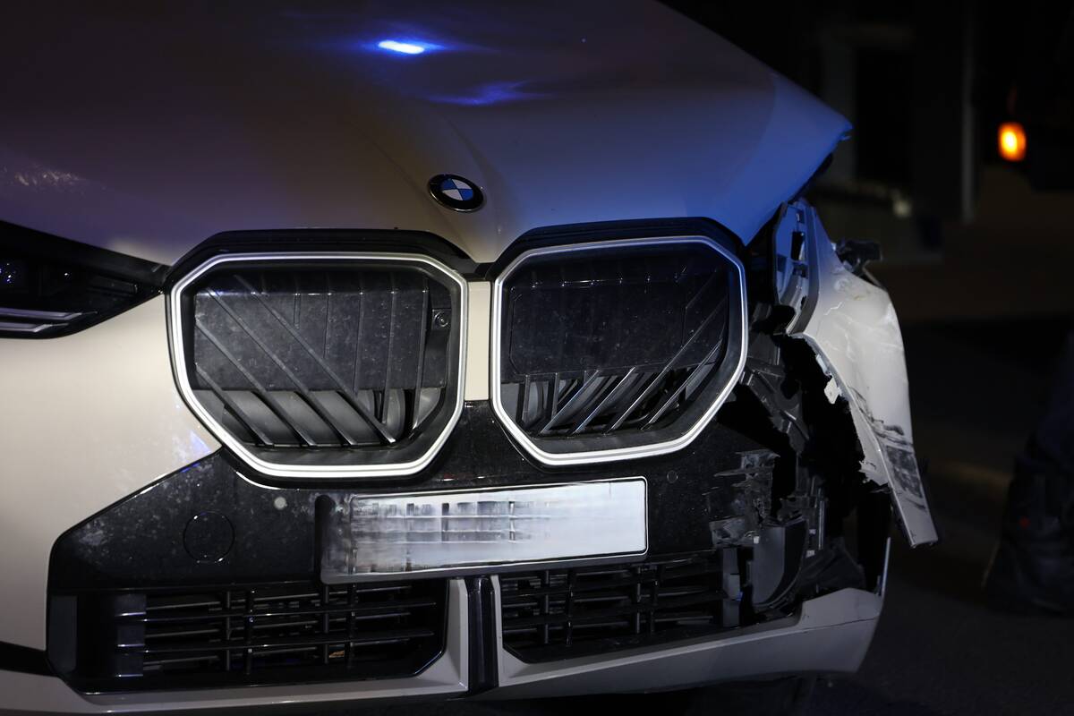 Veiverių gatvėje susidūrė du BMW automobiliai