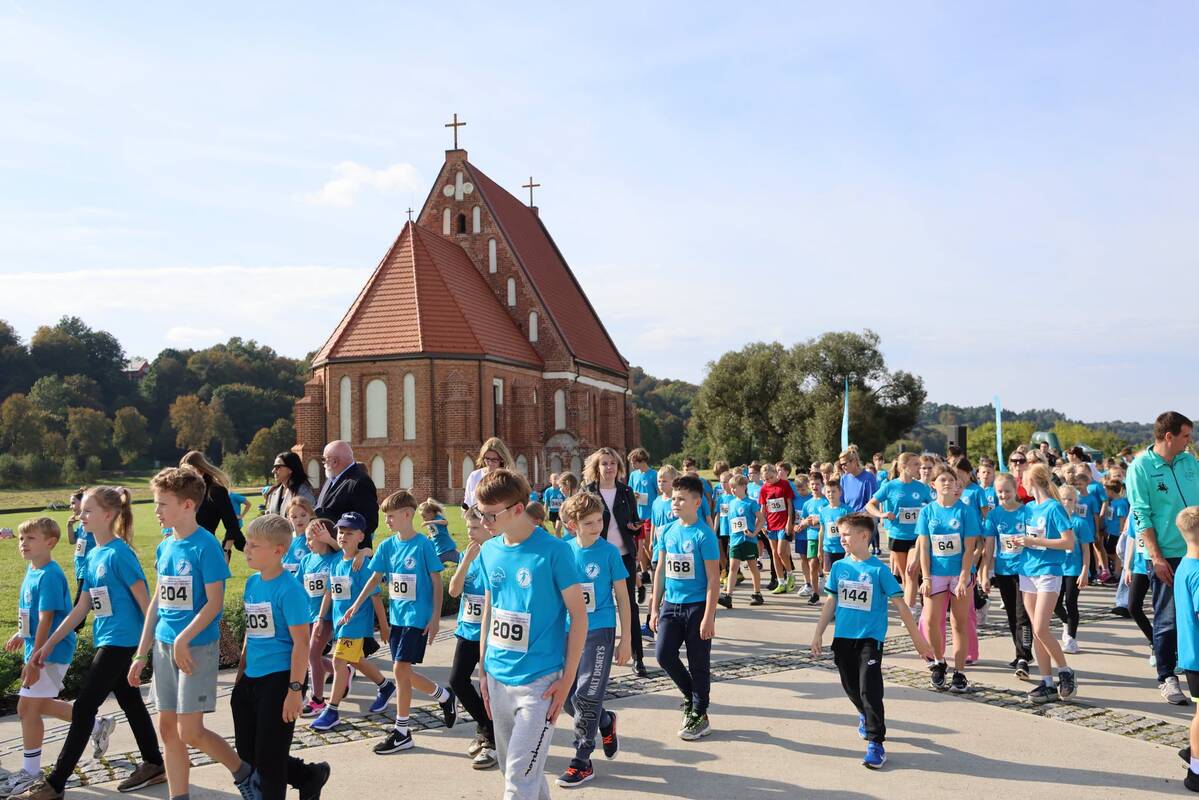 Skaičius: į varžybas susirinko beveik 400 jaunųjų sportininkų.