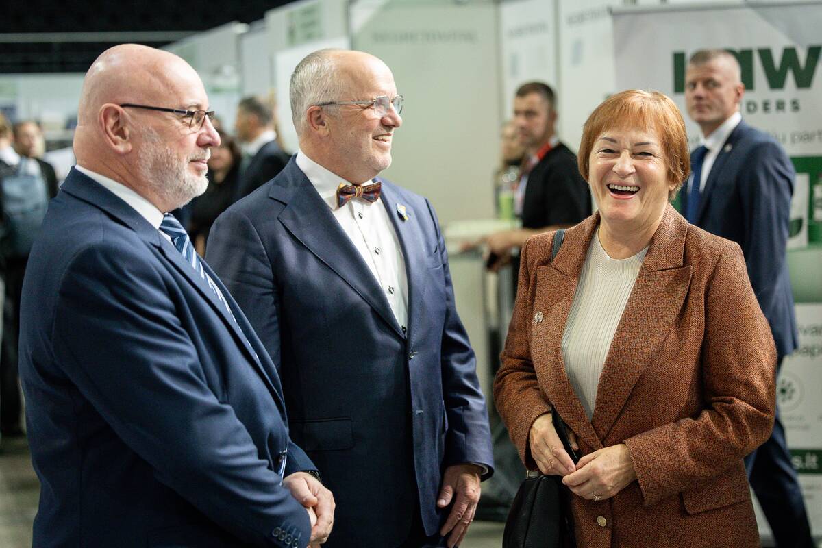 Forumas-diskusija „Maisto rezervas: kur baigiasi valstybės ir prasideda verslo atsakomybė?“