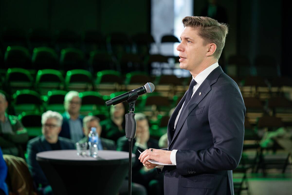 Forumas-diskusija „Maisto rezervas: kur baigiasi valstybės ir prasideda verslo atsakomybė?“