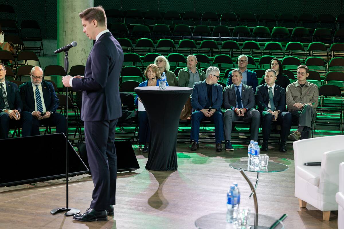Forumas-diskusija „Maisto rezervas: kur baigiasi valstybės ir prasideda verslo atsakomybė?“