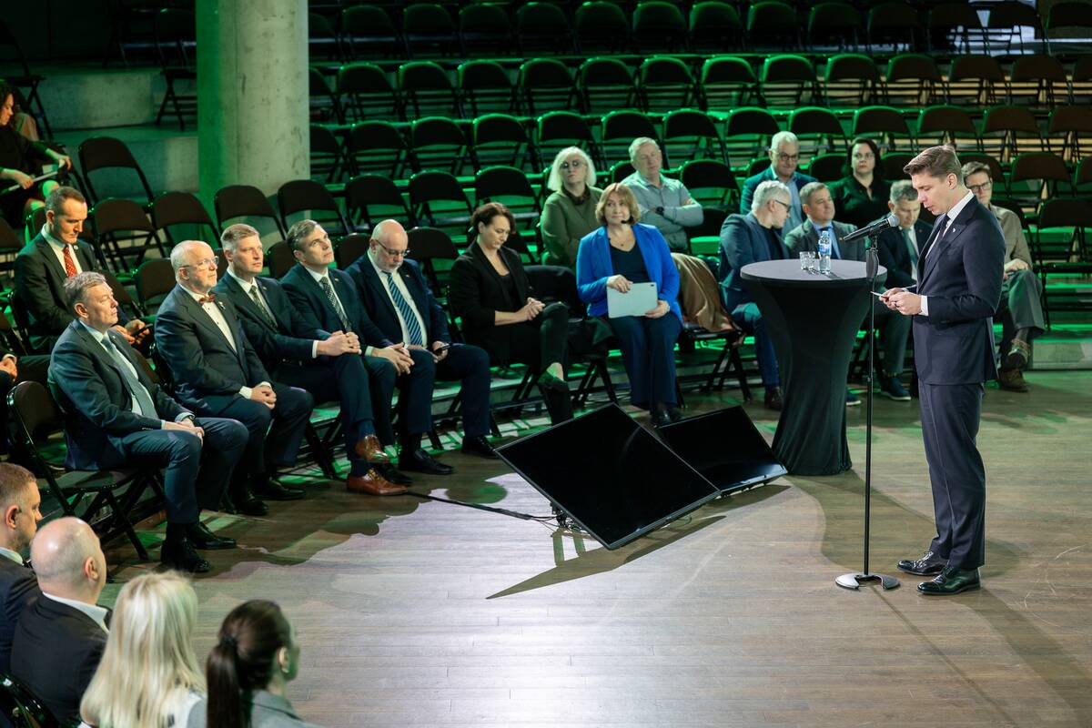 Forumas-diskusija „Maisto rezervas: kur baigiasi valstybės ir prasideda verslo atsakomybė?“