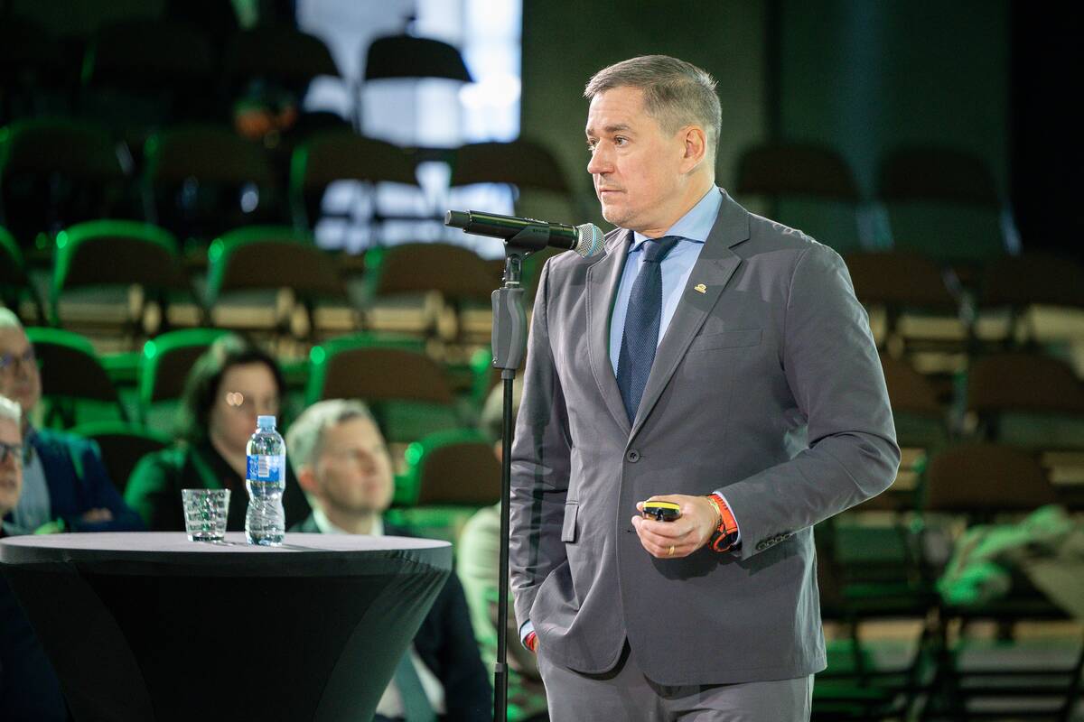 Forumas-diskusija „Maisto rezervas: kur baigiasi valstybės ir prasideda verslo atsakomybė?“