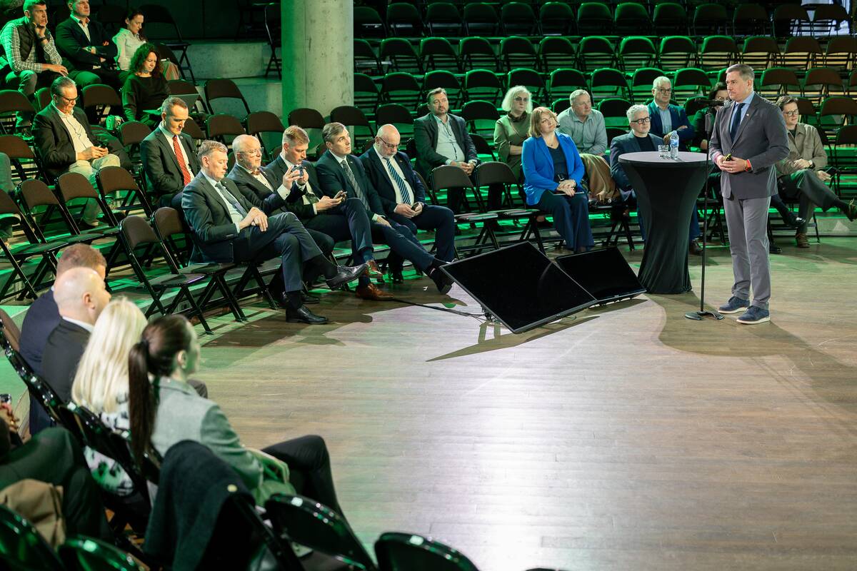 Forumas-diskusija „Maisto rezervas: kur baigiasi valstybės ir prasideda verslo atsakomybė?“