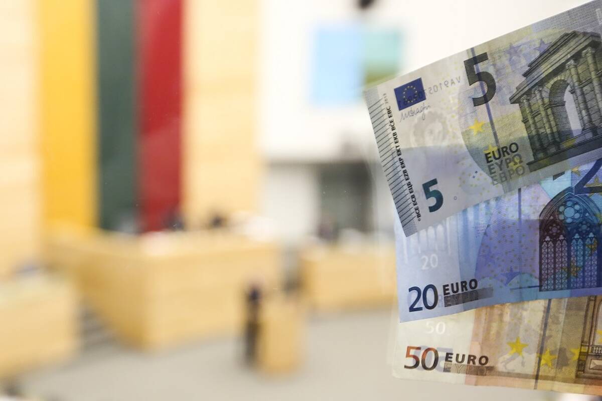 
<span>Prezidentūra finansų ministrui kelia užduotį: iki 2029 m. grįžti prie 3 proc. biudžeto deficito</span>
