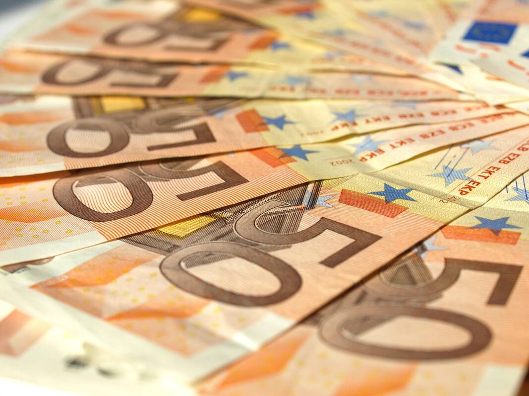 Situacija: daugiau nei dvejus metus miestui vis nepavyksta susigrąžinti netinkamai panaudotų kultūros ir meno projektų dalinio finansavimo lėšų.