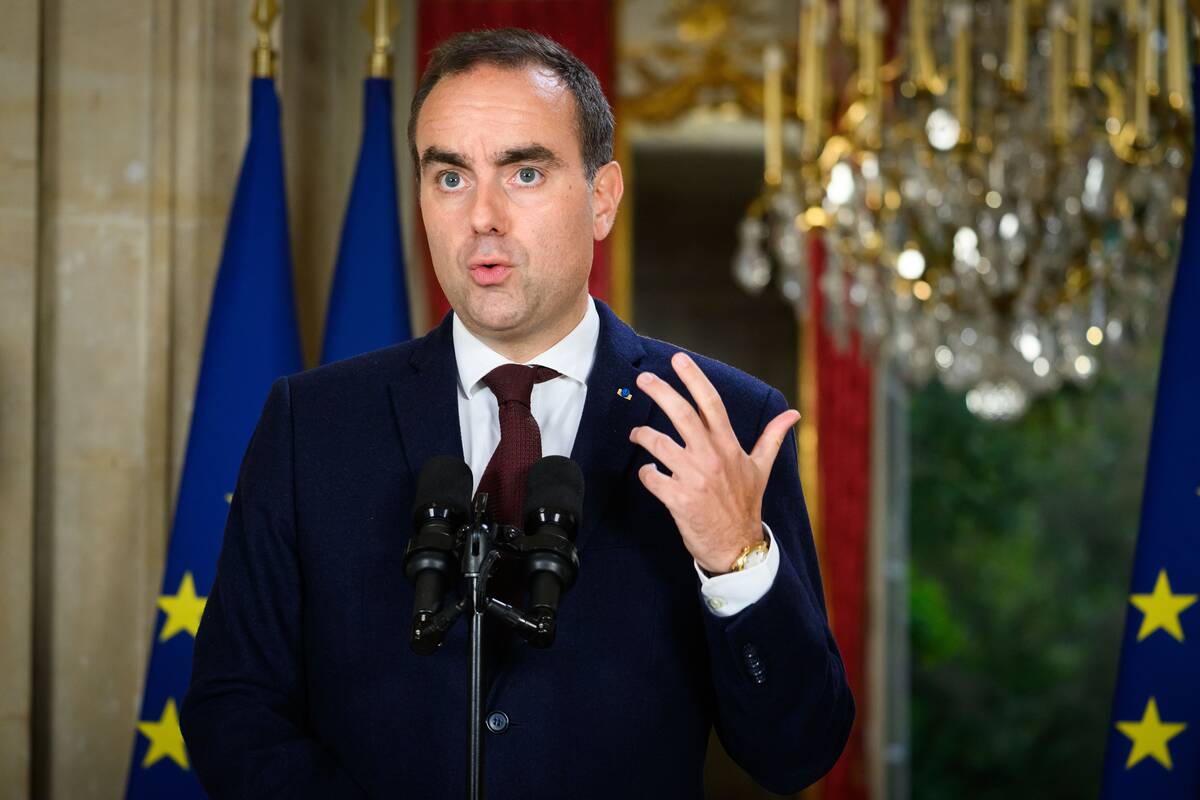 
<span>Prancūzijos premjeras pažadėjo geresnes sąlygas mokyklose</span>
