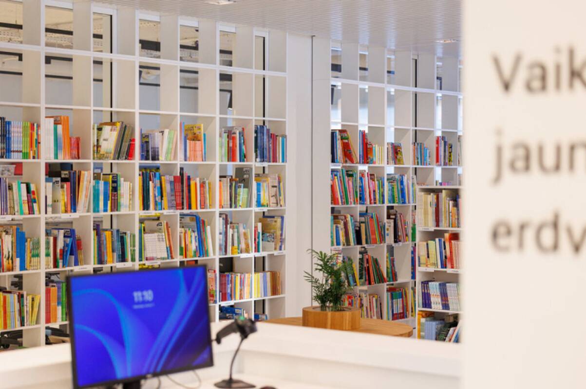 
<span>Savivaldybių bibliotekoms perduodami 167 kompiuteriai</span>
