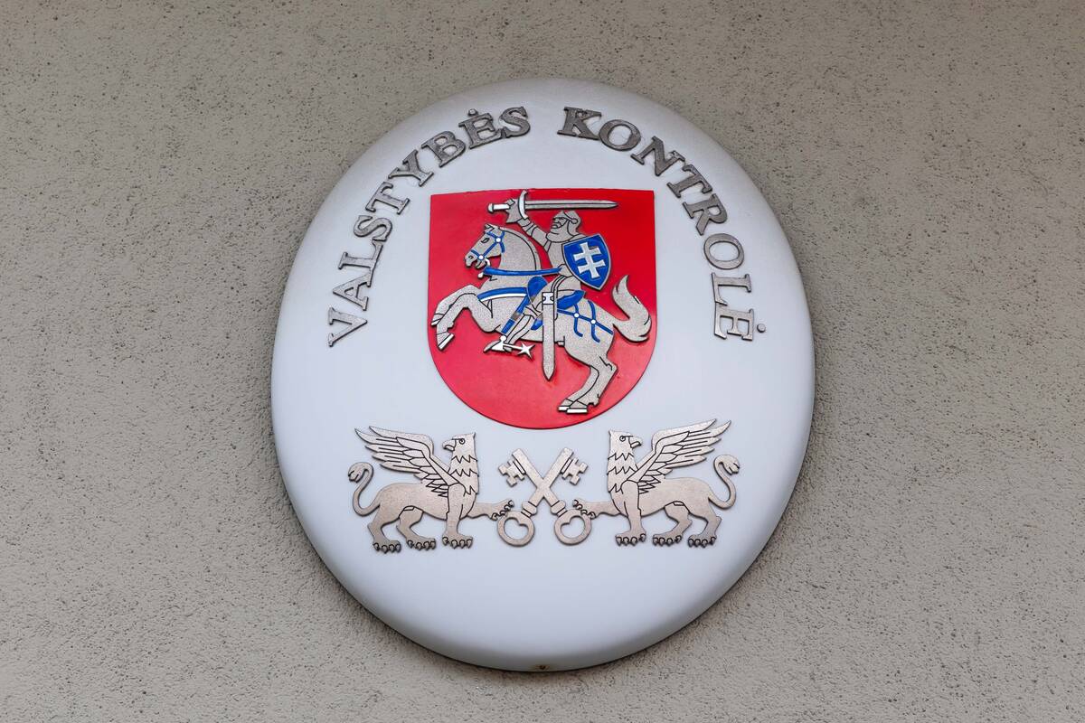 
<span>Valstybės kontrolė: 79 proc. renovuotų viešųjų pastatų nesutaupė tiek energijos, kiek planuota</span>
