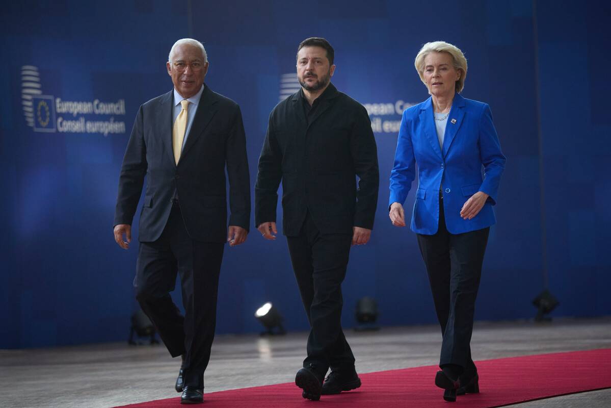 
<span>Zelenskis apie nesutarimus su Trumpu: aš tik ginu Ukrainos interesus</span>
