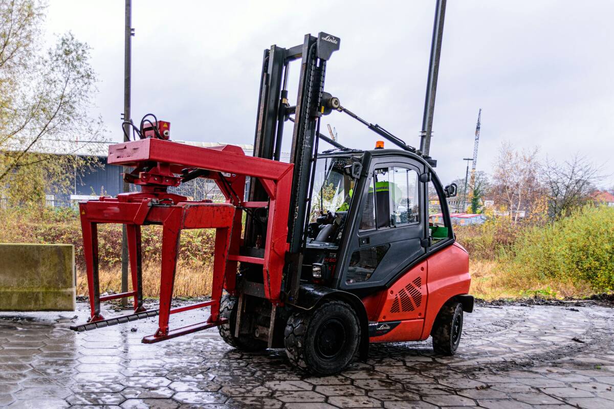 
<span>Elektrinis ar dyzelinis krautuvas: kurį pasirinkti sandėlio darbams?</span>
