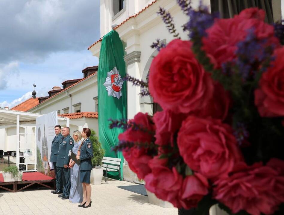 Policijos pareigūnų apdovanojimai