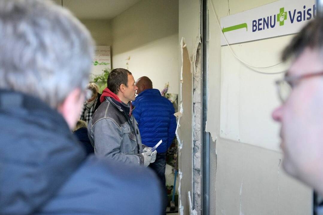 Ketvirtadienio naktį Karmėlavoje susprogdintas bankomatas ir pavogtos kapsulės su pinigais.