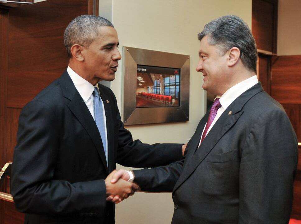 Petro Porošenka ir Barackas Obama susitiko Varšuvoje