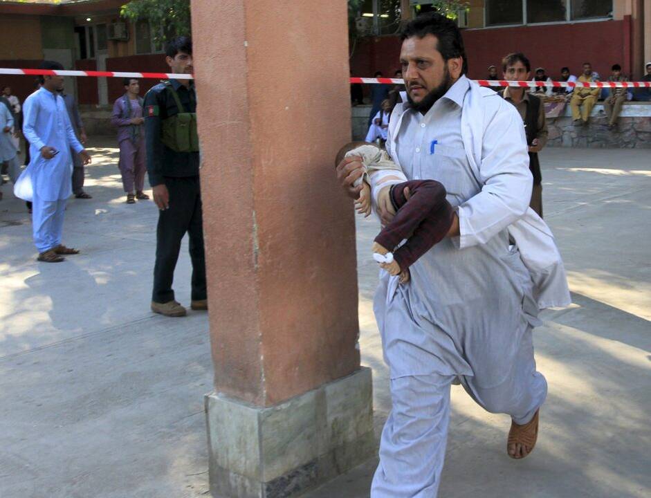 Žemės drebėjimas Indijoje, Pakistane ir Afganistane