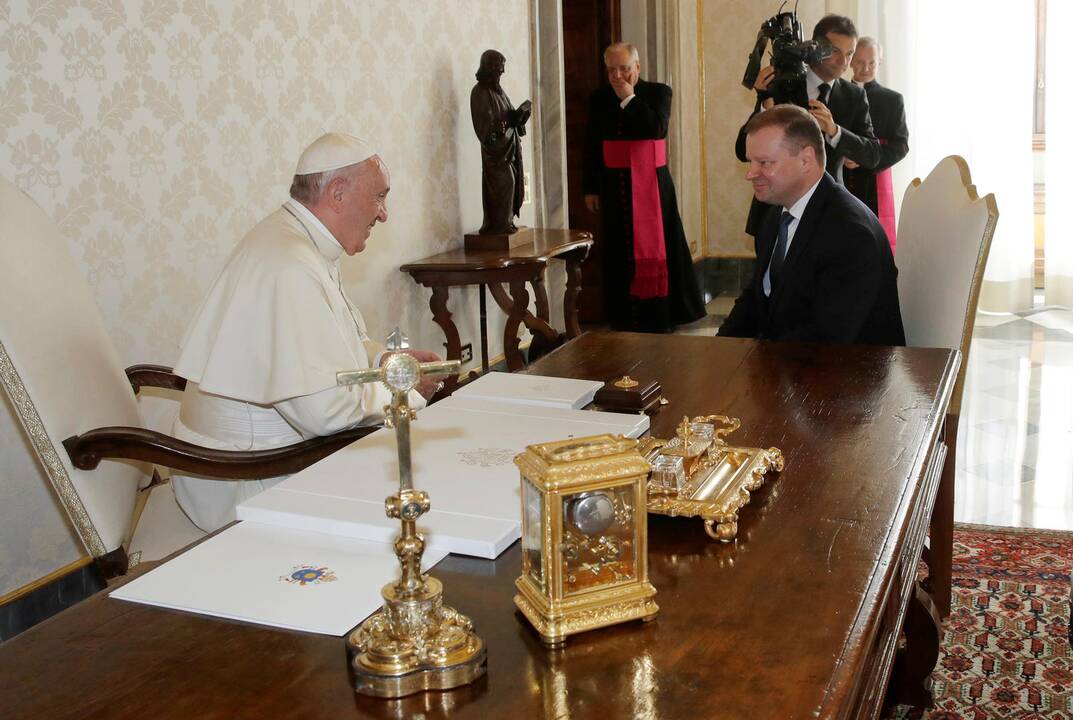 S. Skvernelį su šeima priėmė popiežius