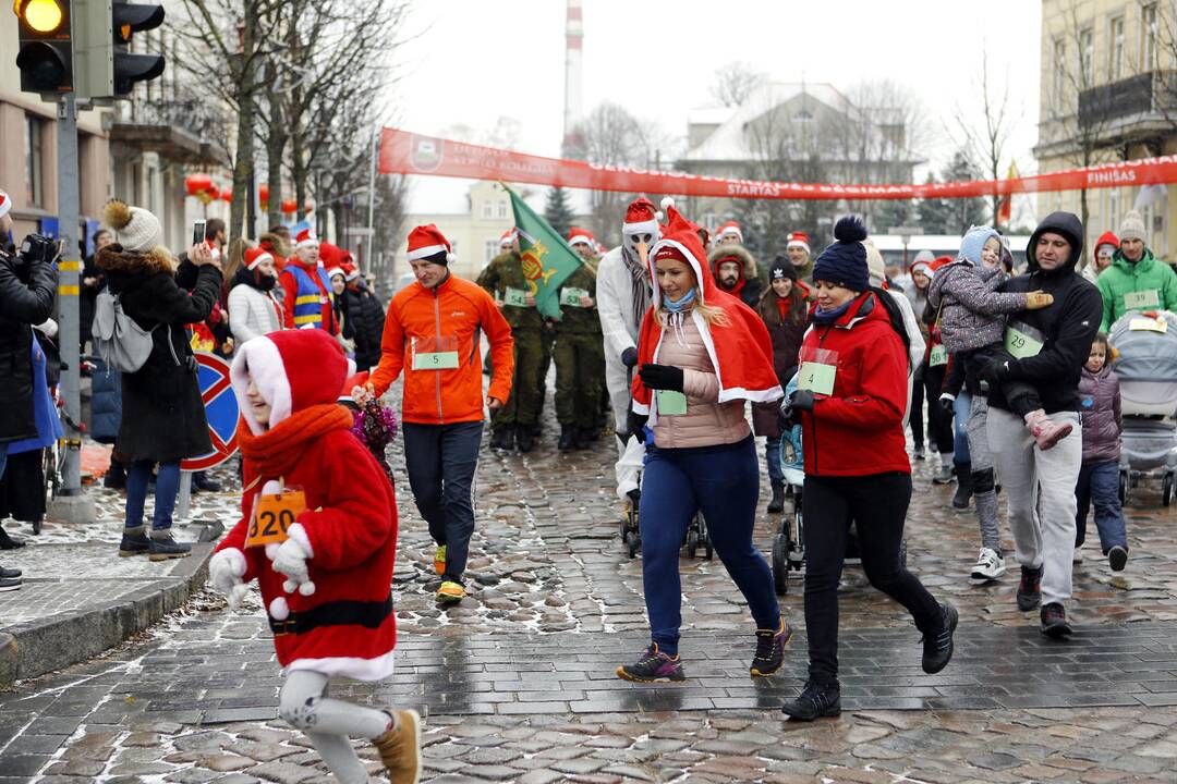 Padovanok senjorams Kalėdas 2018