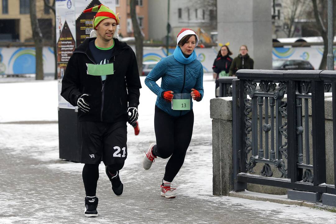 Padovanok senjorams Kalėdas 2018