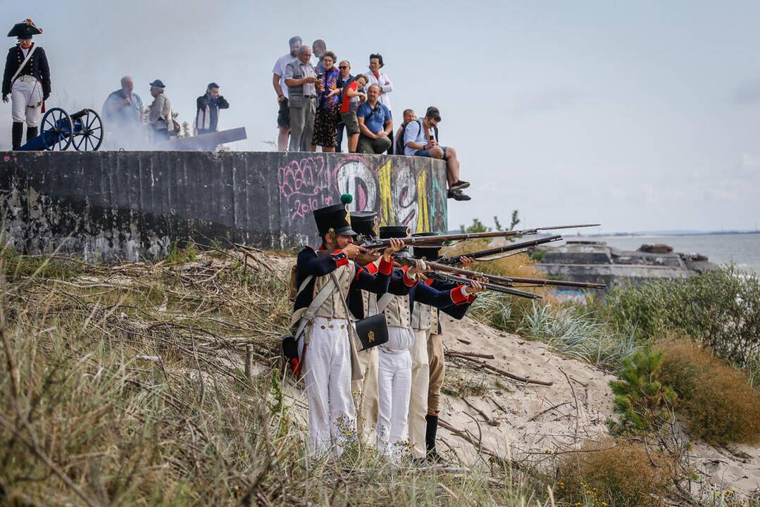 Napoleonmečio rekonstruktoriai