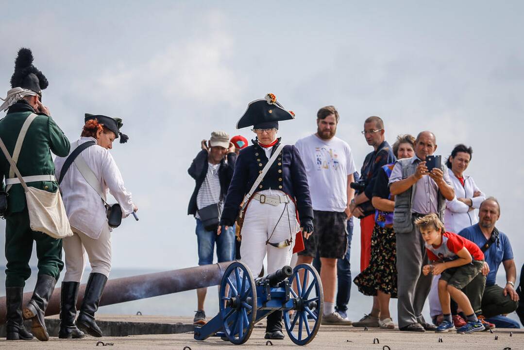Napoleonmečio rekonstruktoriai