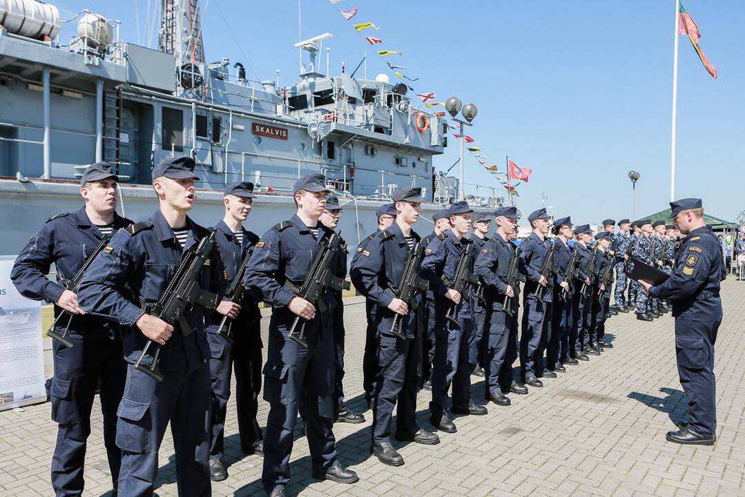 Karininkų vadų  priesaikos ceremonija