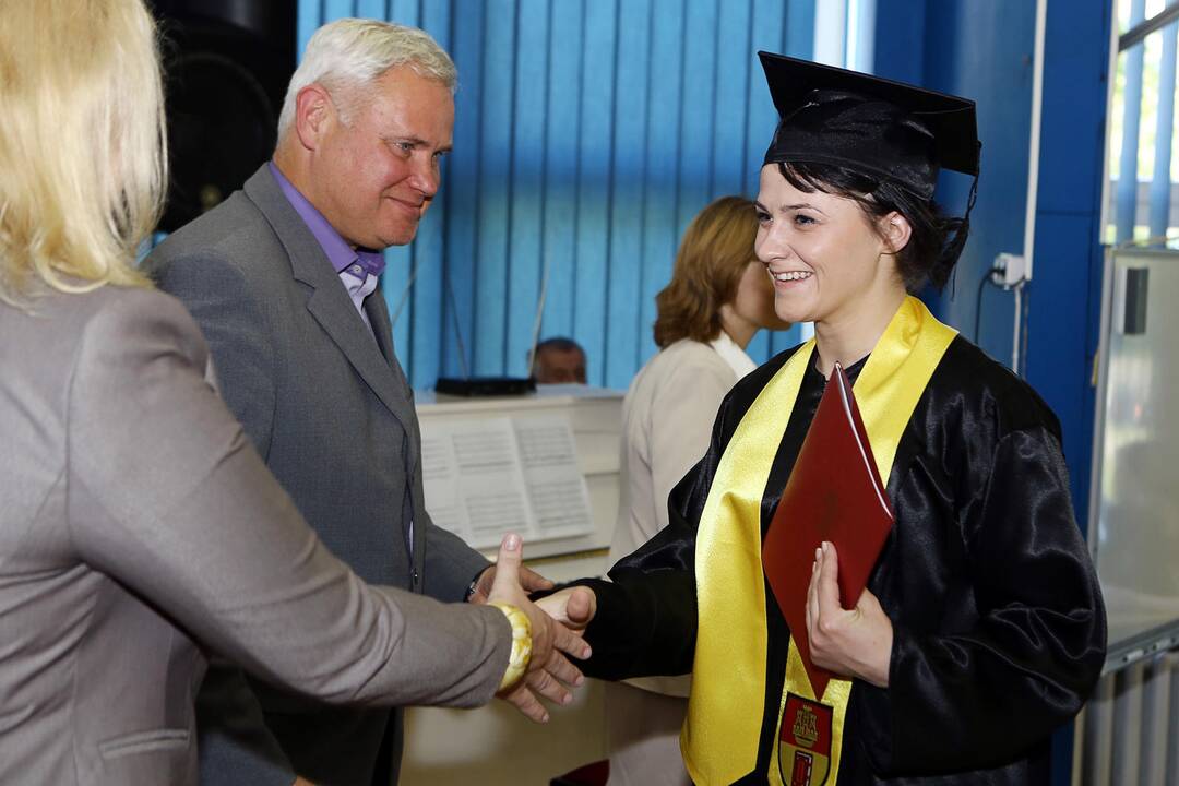 Diplomų teikimas socialiniame fakultete
