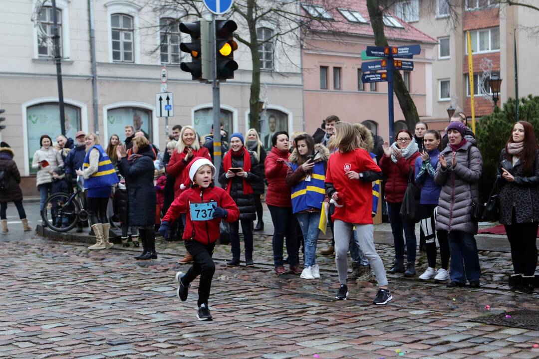 Kalėdinis bėgimas "Padovanok senjorams Kalėdas"