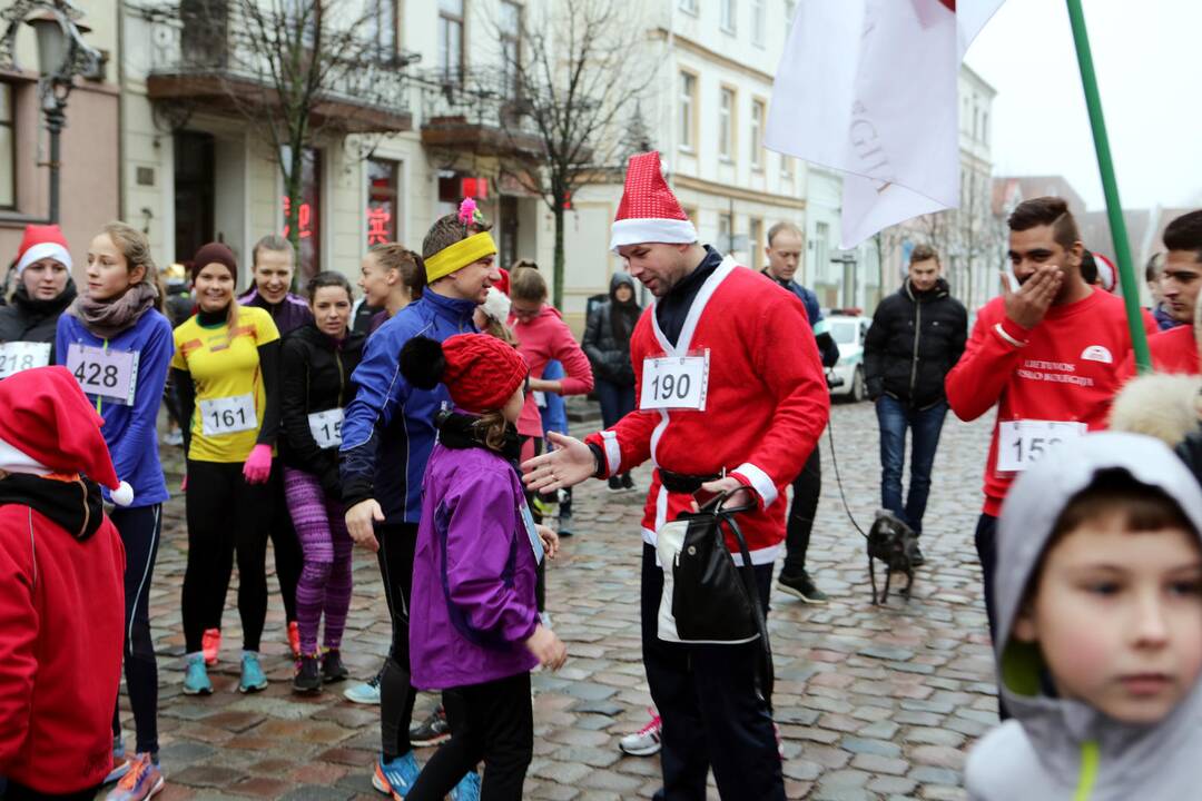 Kalėdinis bėgimas "Padovanok senjorams Kalėdas"
