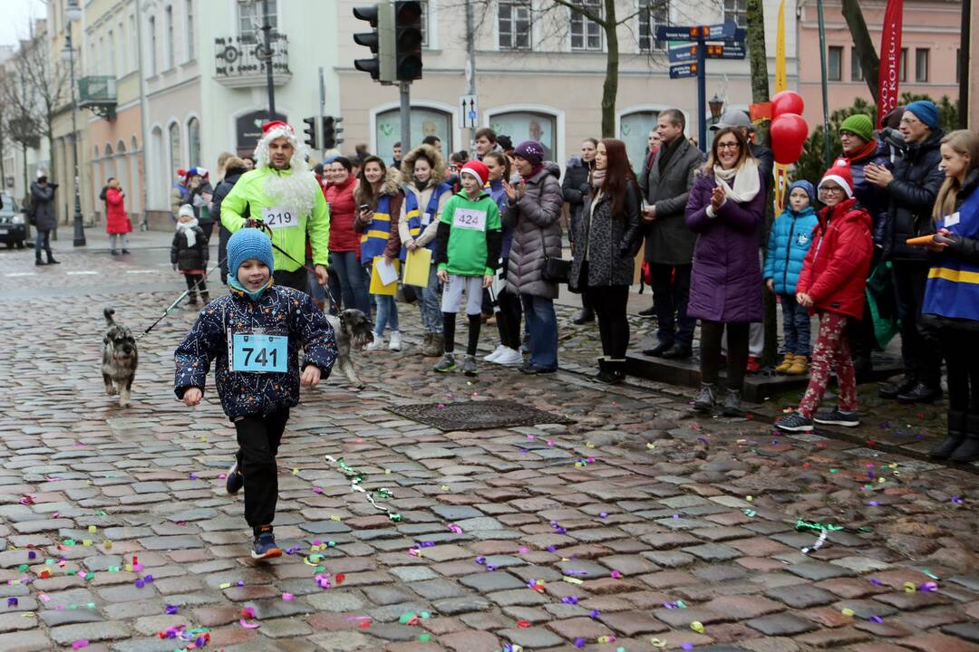 Kalėdinis bėgimas "Padovanok senjorams Kalėdas"