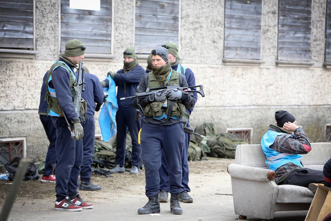 Karinės pratybos "Žaibo kirtis"