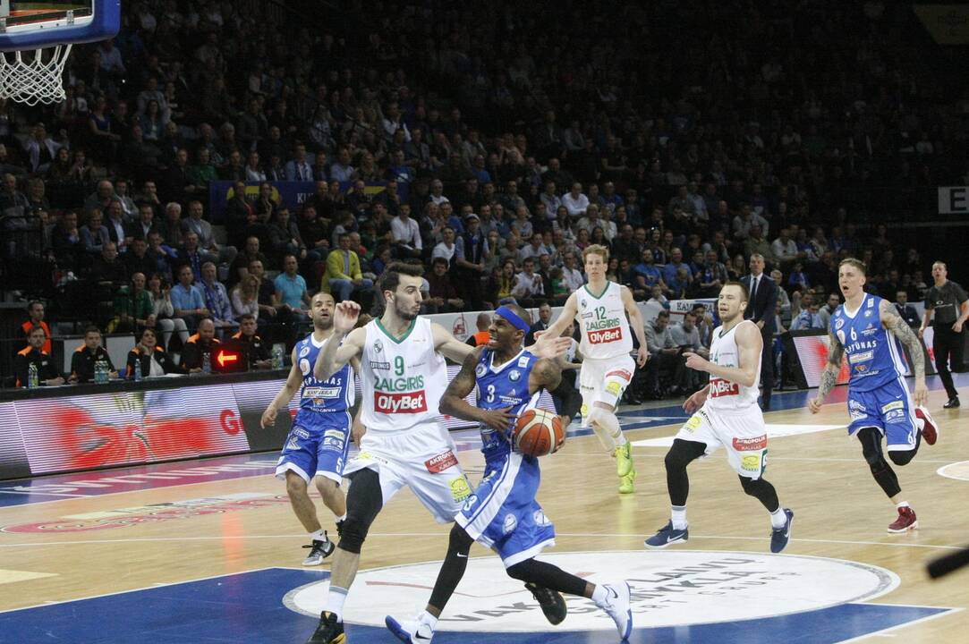 LKL pusfinalis: "Neptūnas" - "Žalgiris"