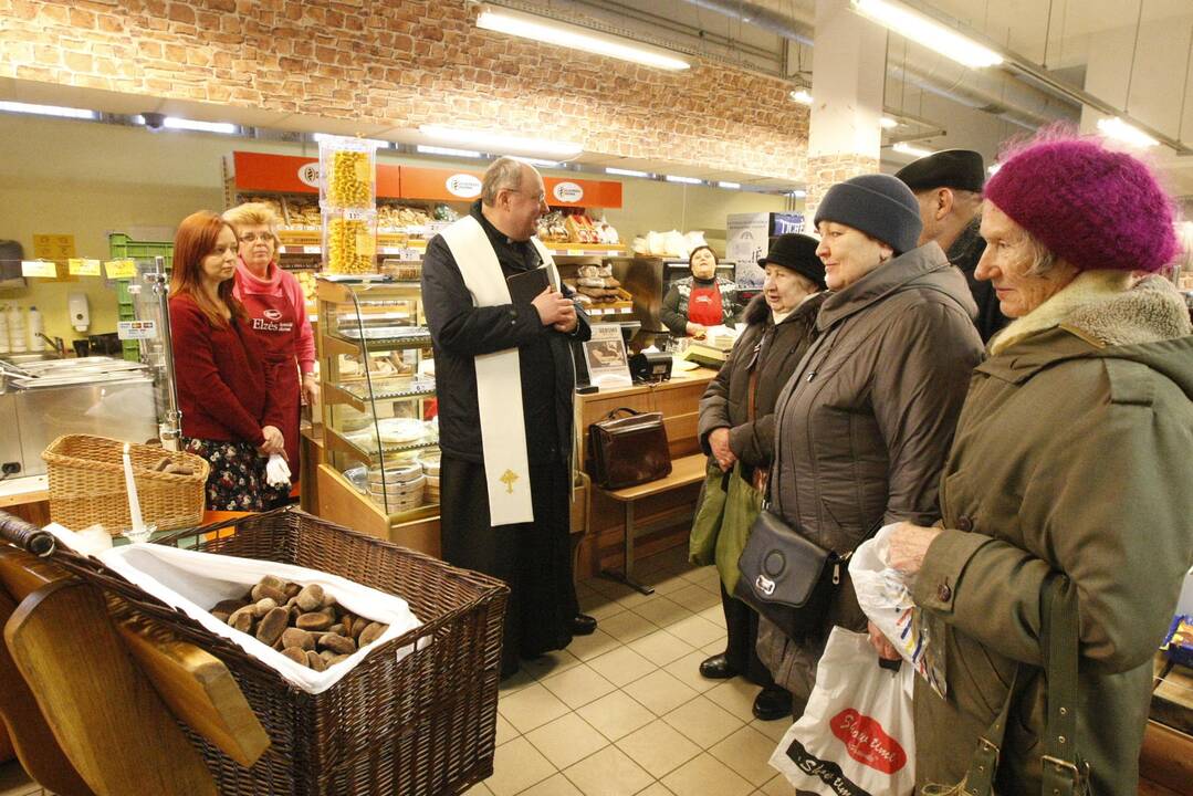 Šv. Agotos duonos dalinimas Klaipėdoje