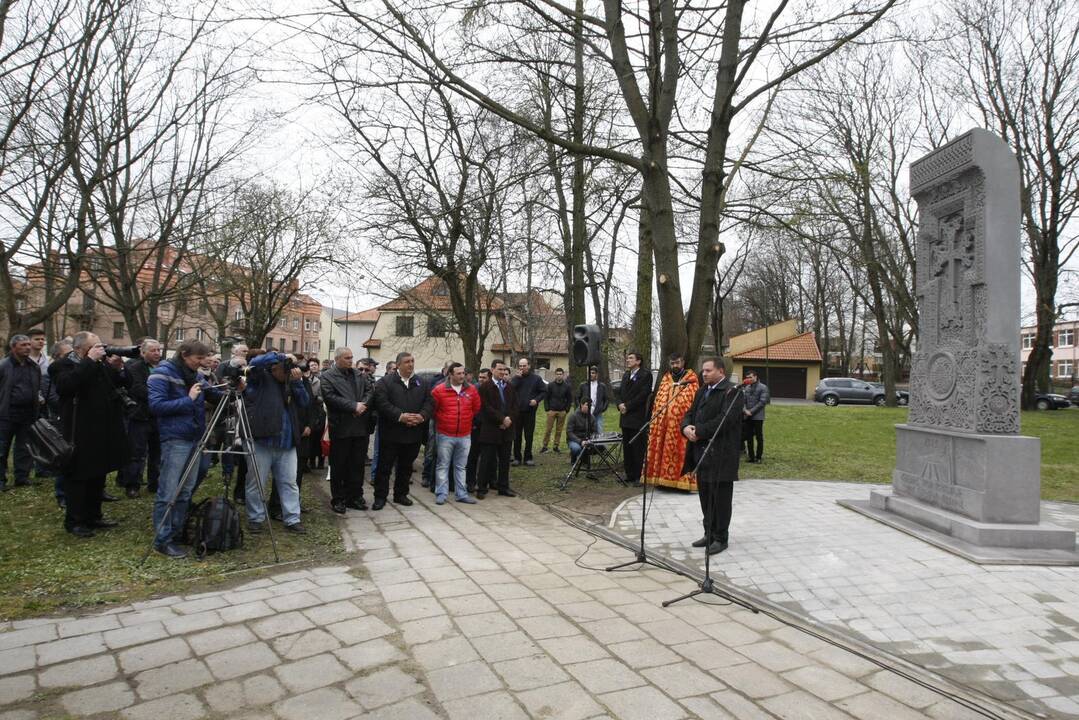 Armėnai genocidą įamžino paminklu
